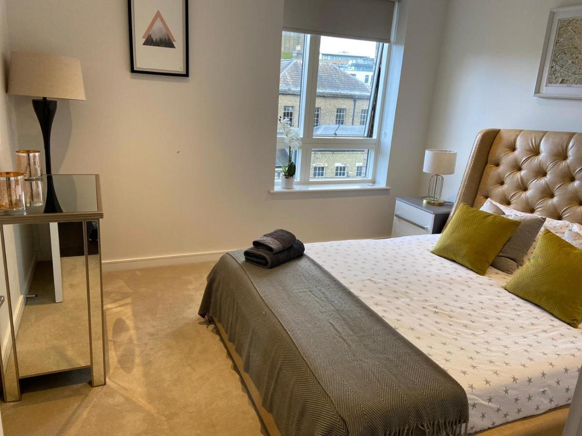 Blissful One Bed Near The River Saint Saint Kew Εξωτερικό φωτογραφία