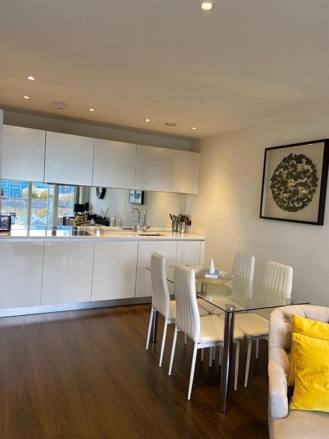 Blissful One Bed Near The River Saint Saint Kew Εξωτερικό φωτογραφία