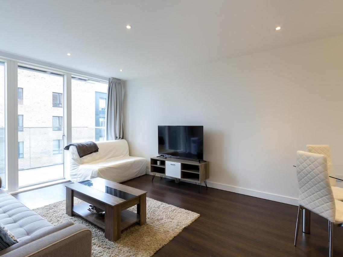 Blissful One Bed Near The River Saint Saint Kew Εξωτερικό φωτογραφία