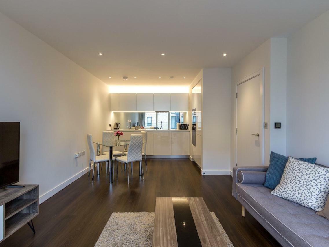 Blissful One Bed Near The River Saint Saint Kew Εξωτερικό φωτογραφία